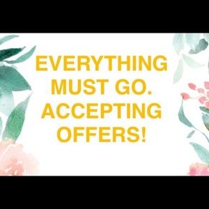 Make an offer! Looking to sell everything 😘☺️❤️